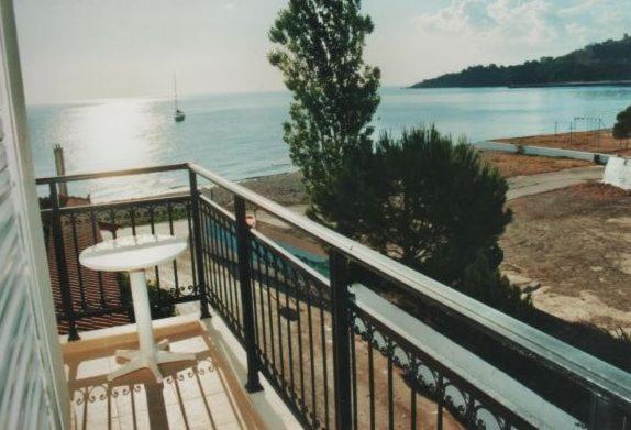 Poros House Hotel Zewnętrze zdjęcie